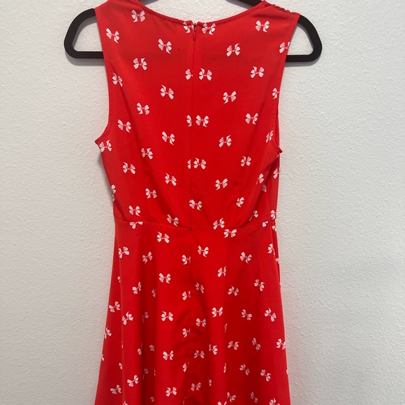 Forever 21 Red and White Bow Printed Sweetheart Dress Size Small - Picture 2 of 4
